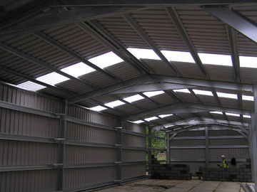 Customized Design PEB Metal Buildings Easy Construction Erection Size 300' X 100' x 21'